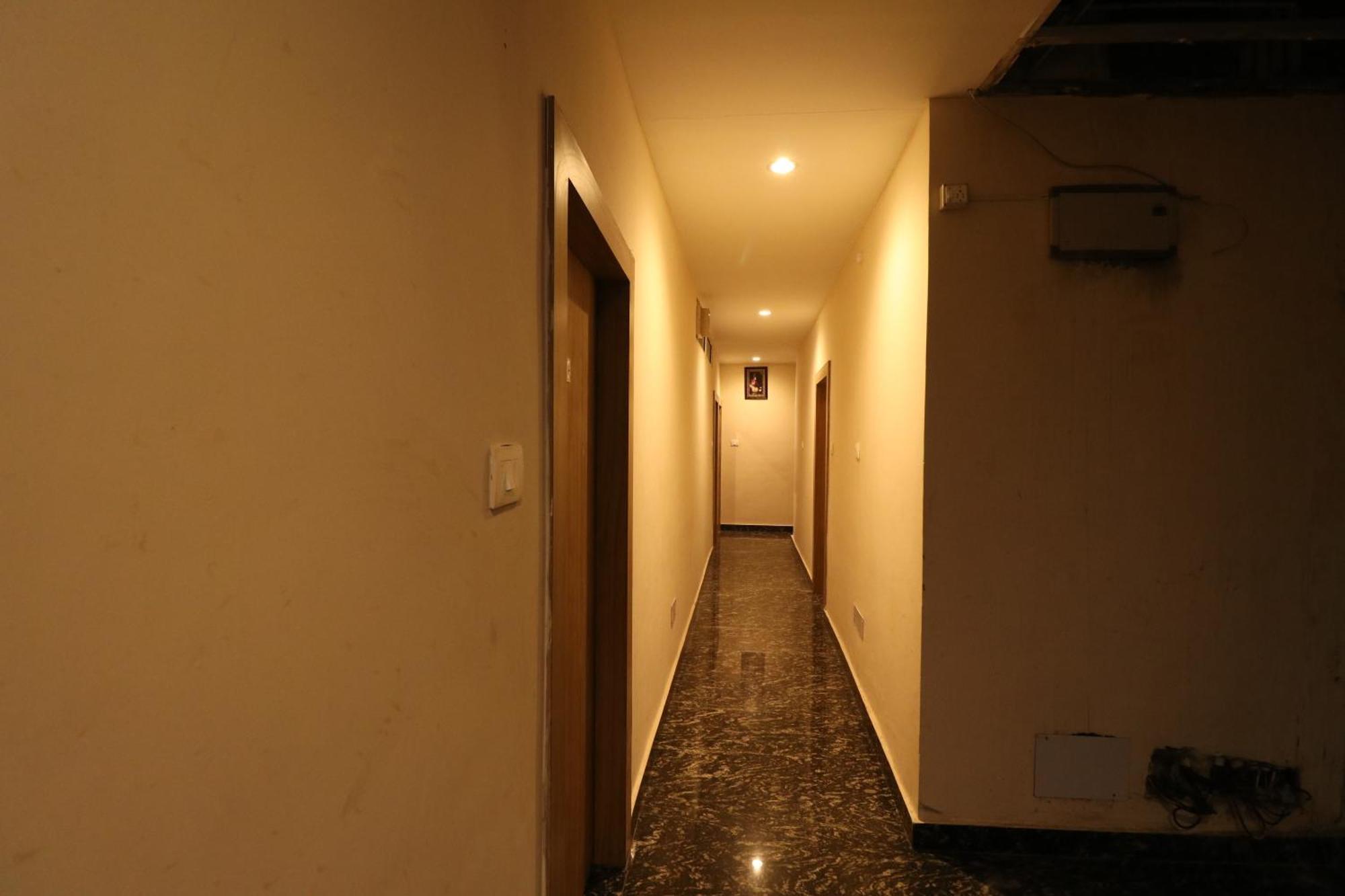 Hotel Pratap Grand Ранчи Екстериор снимка
