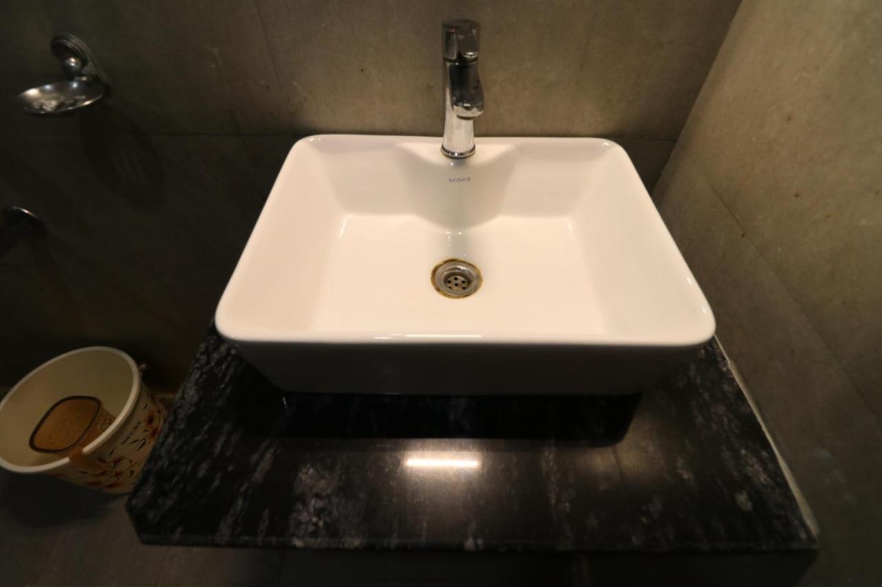 Hotel Pratap Grand Ранчи Екстериор снимка